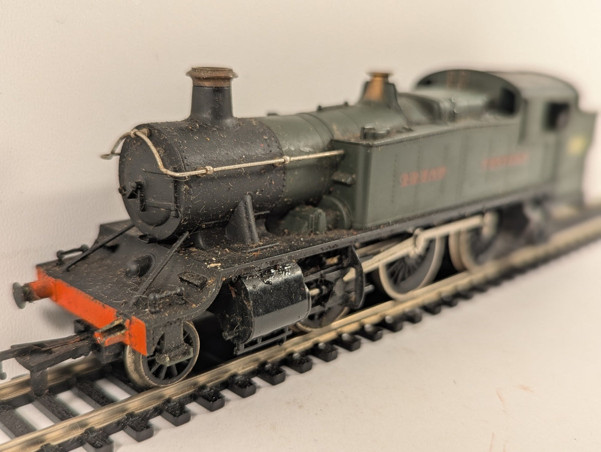 Airfix OO Gauge GWR 61xx Class Large Prairie Steam Locomotive 6110 GWR Green