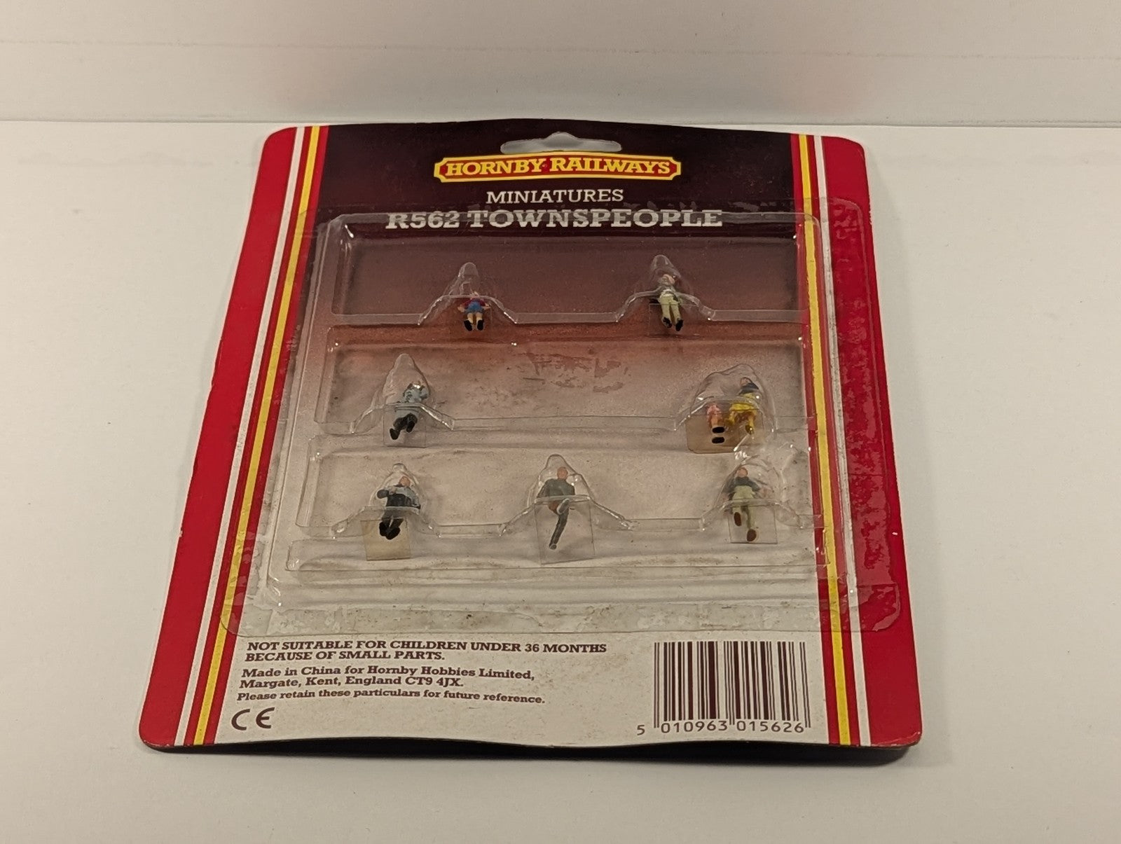Hornby OO Gauge Townspeople Figures R562