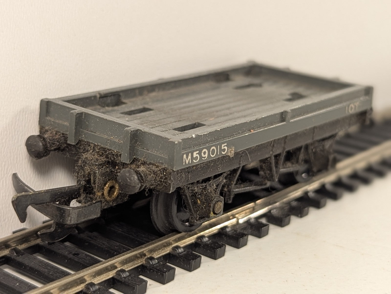 Tri-ang R17 OO Gauge Cable Drum Flat Wagon