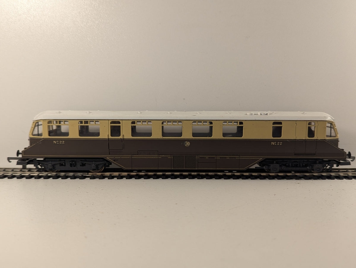 Lima OO Gauge GWR Passenger Railcar No. 22 Diesel Railcar GWR Chocolate & Cream