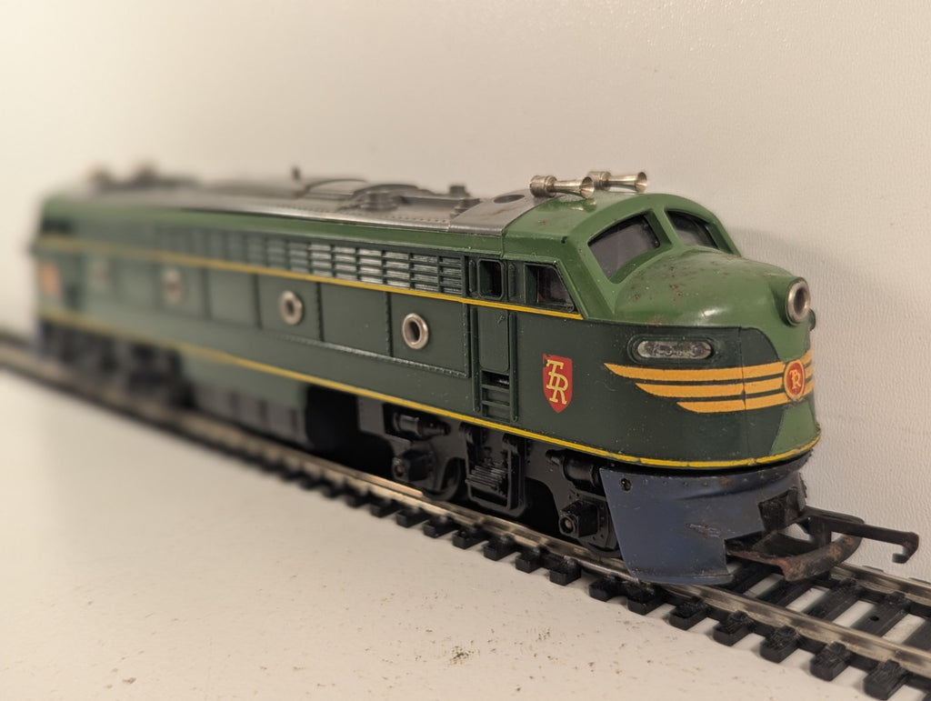 Tri-ang OO Gauge Transcontinental Double-Ended Diesel Locomotive Green