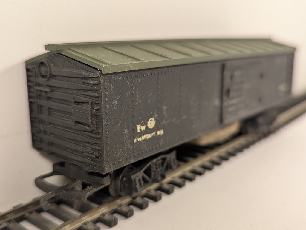 Tri-ang OO Gauge Track Cleaning Car Goods Wagon B770288 BR Grey & Green R344