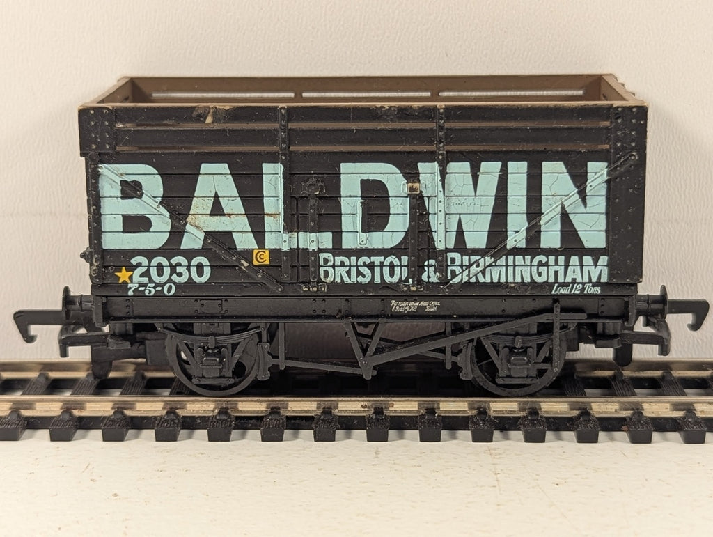 Mainline OO Gauge 7 Plank Wagon Baldwin Open Wagon 2030 37-133