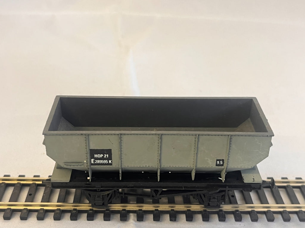 Dapol OO Gauge BR 21T Hopper Wagon Grey Missing Parts
