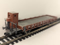 Roco HO Scale Deutsche Reichsbahn Stuttgart R10 Flat Wagon with Brakeman's Cab
