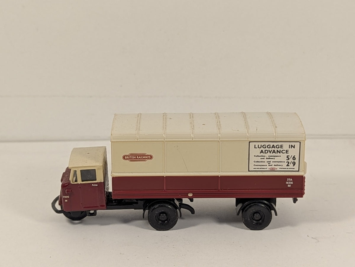 Oxford Diecast 1:76 Scale Scammell Scarab Box