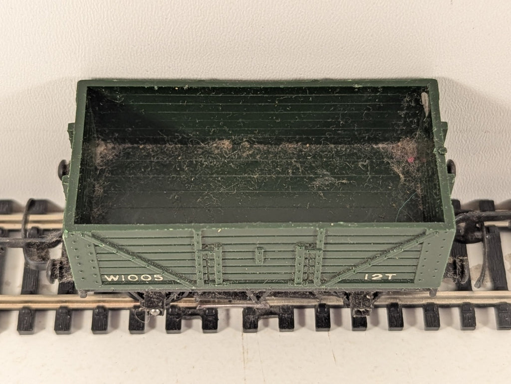 Tri-ang R10 OO Gauge 7 Plank Open Wagon
