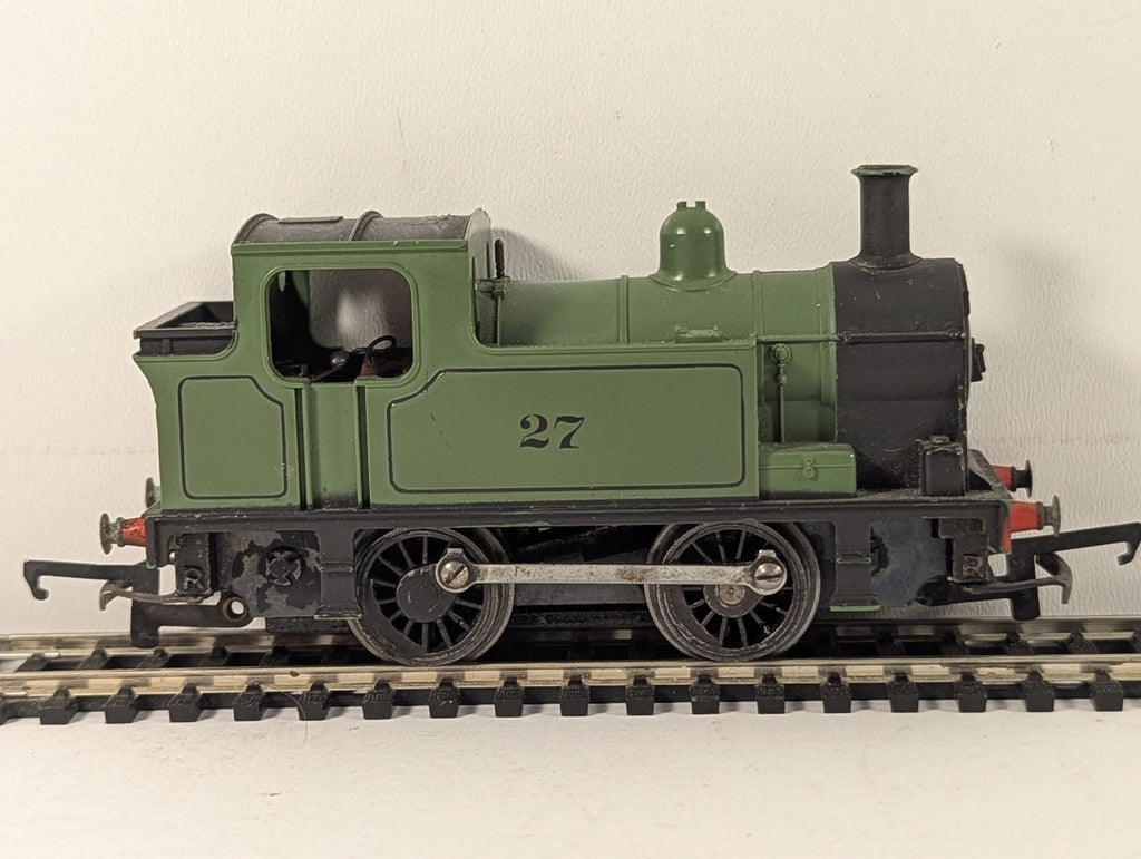 Tri-ang OO Gauge 0-4-0 Tank Steam Locomotive 27 Green R355 - Spares