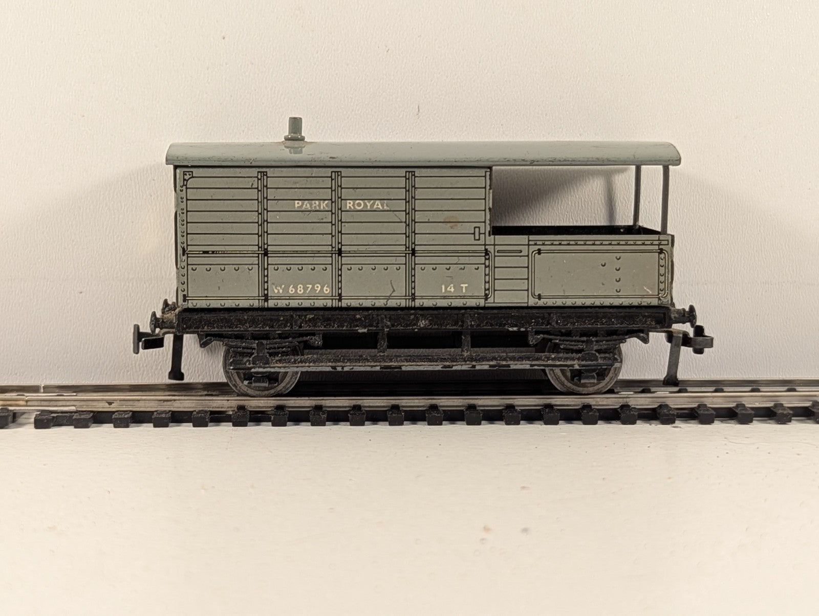 Hornby Dublo 32047 OO Gauge Western Region GWR Toad Brake Van - Boxed