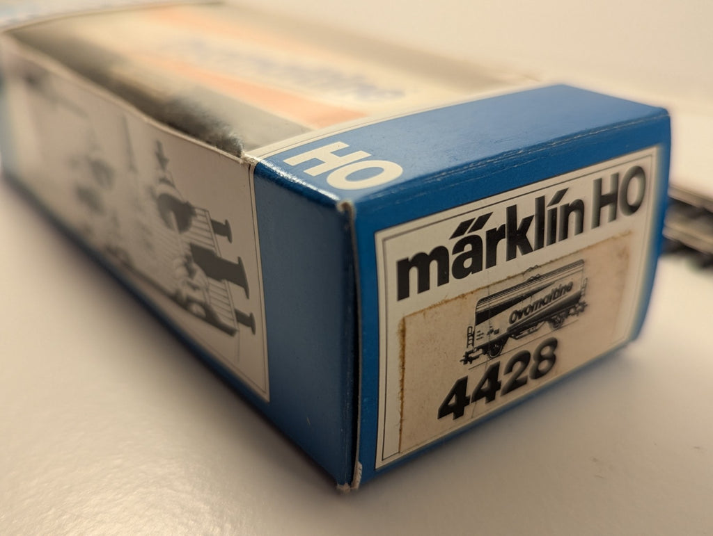 Märklin 4428 H0 Closed Freight Car ‘Ovomaltine’ – DB