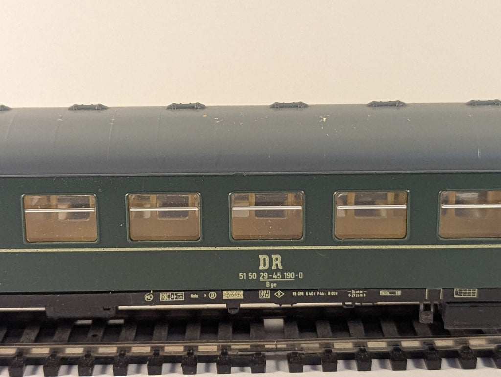 PIKO HO Gauge 1st/2nd Class Composite Passenger Coach