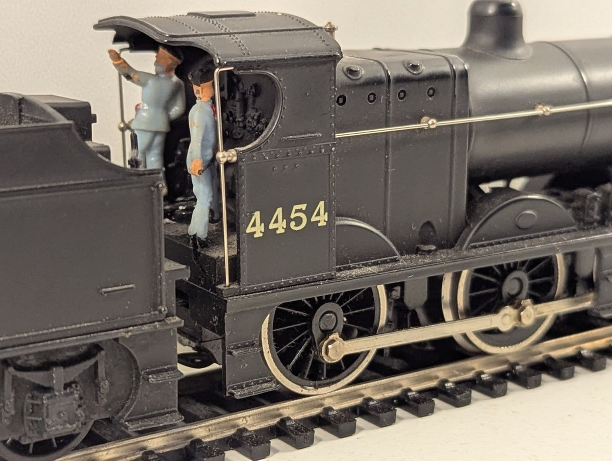 Airfix GMR OO Gauge Class 4F Steam Locomotive 54122