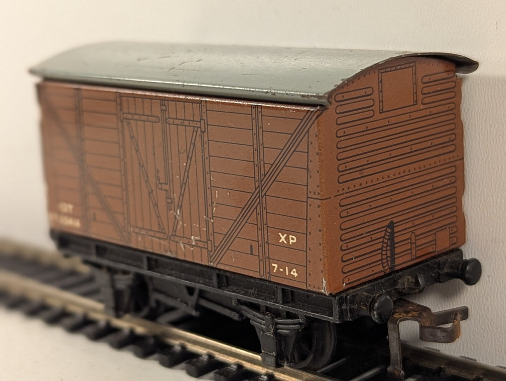 Hornby Dublo BR 12 Ton Goods Wagon B755414 Bauxite Brown OO Gauge