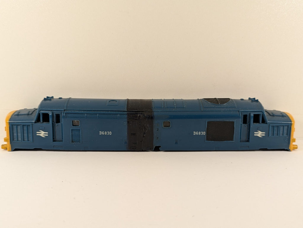 Tri-ang Hornby OO Gauge Class 37 Body Shell - Spares/Repairs