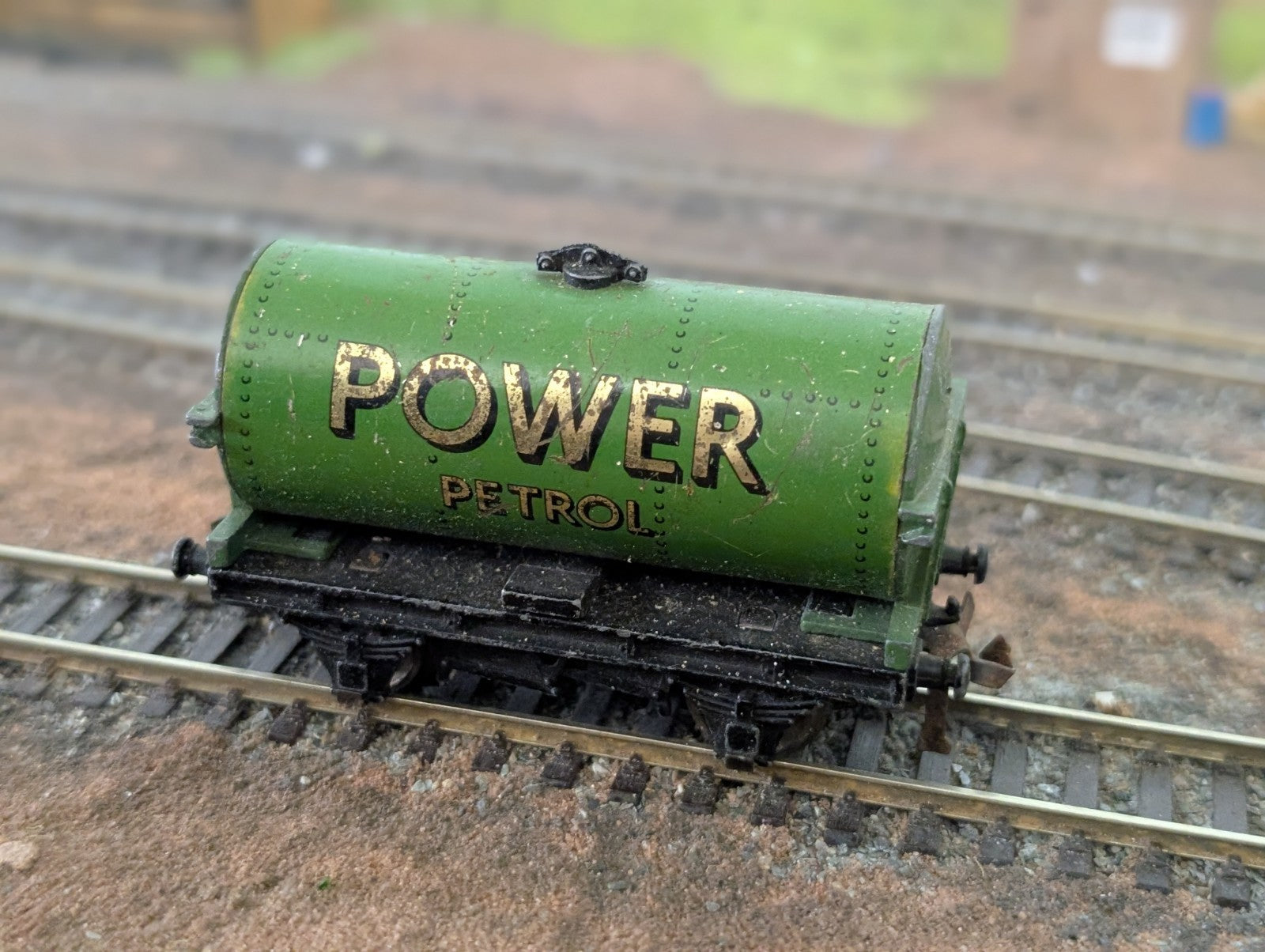Hornby Dublo 32080 14T Tank Wagon - Power