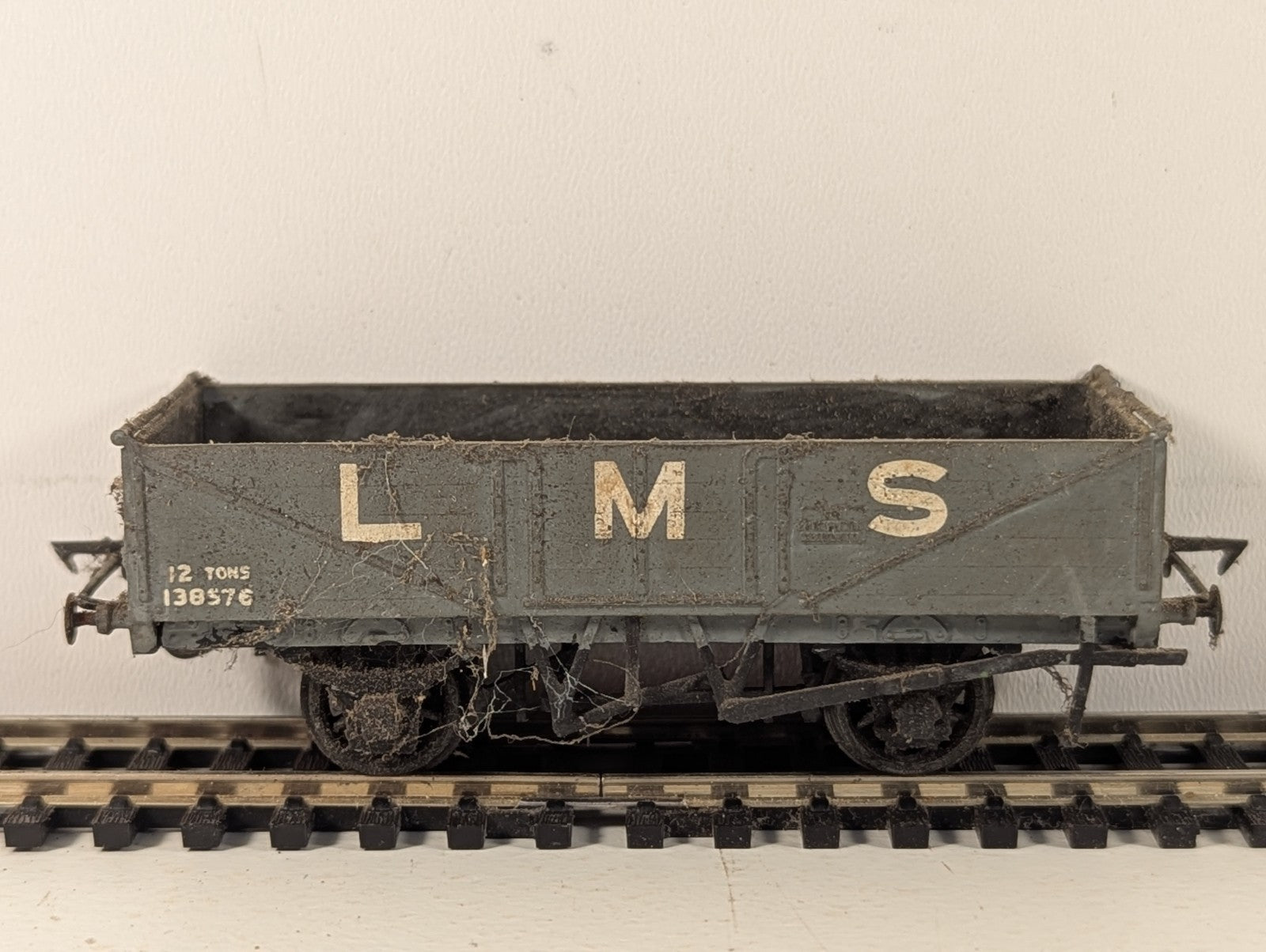 Kitbuilt OO Gauge 5 Plank Open Wagon Goods Wagon 138576 LMS Grey