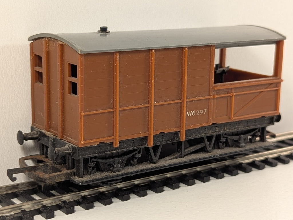 Tri-ang R124 BR Brake Van W6297 – OO Gauge