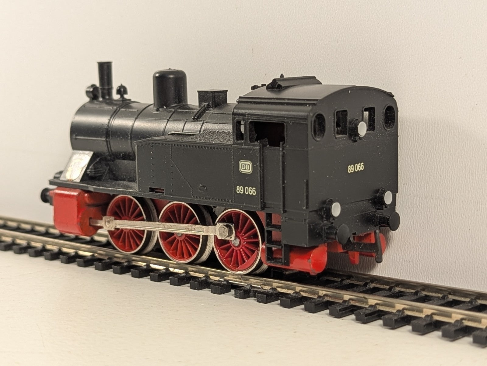 Märklin H0 Gauge DB Class BR 74 No. 74 701 Steam Locomotive - 3 Rail Boxed