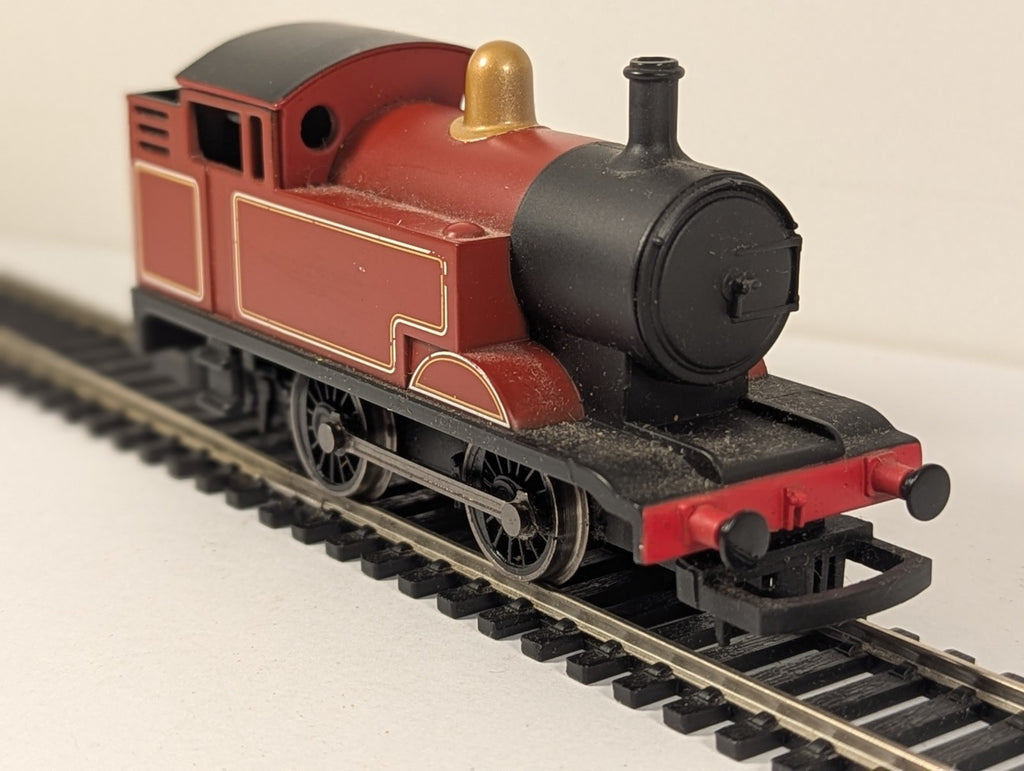 Hornby R1137 OO Gauge “Billy” 0-4-0T Steam Locomotive – Missing Tank Name