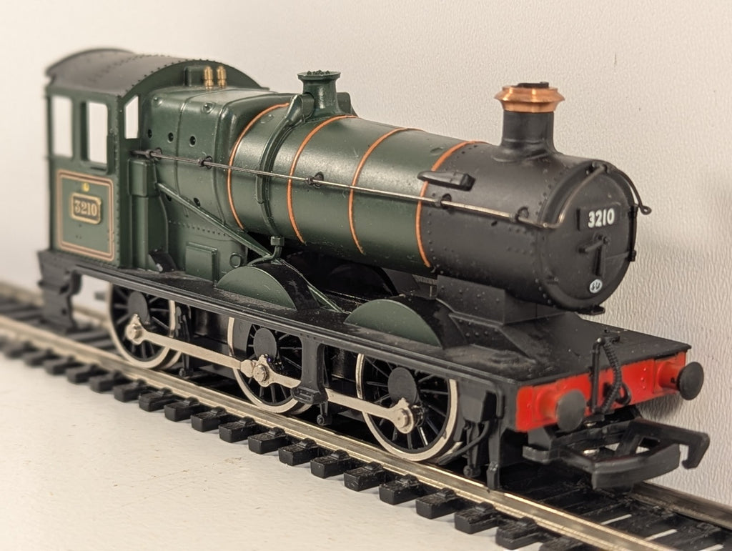 Mainline OO Gauge Class 2251 Collett Goods 0-6-0 Poor Runner