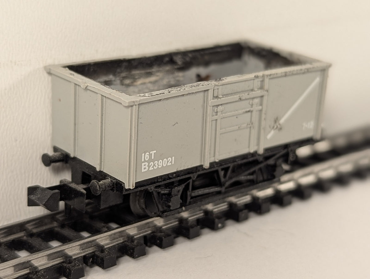Minitrix N Gauge 16 Ton Mineral Wagon Goods Wagon B239021 BR Grey