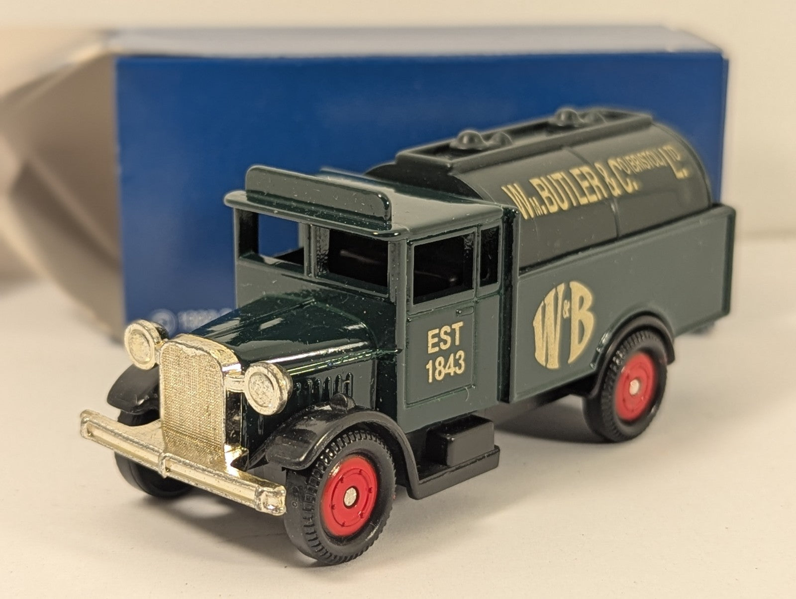 Corgi Cameo Collection Morris Tanker Truck Wm Butler and Co Bristol Ltd