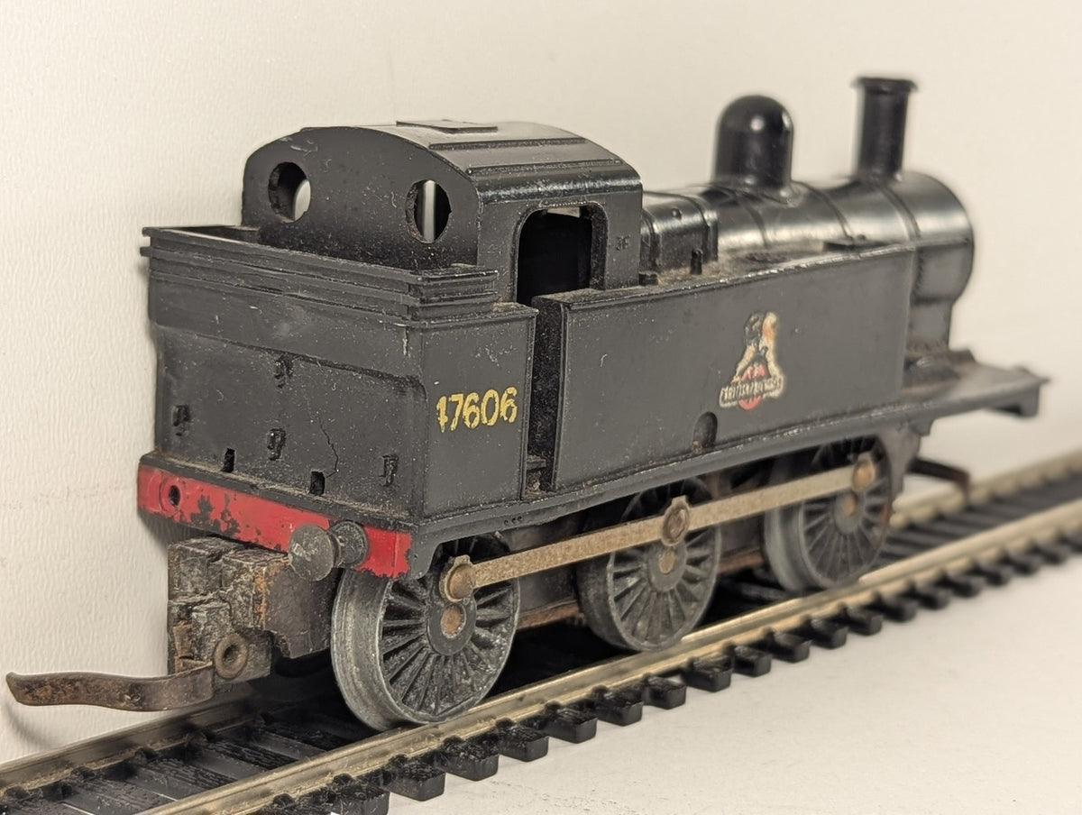Tri-ang OO Gauge BR Class 3F Jinty 0-6-0T Steam Locomotive 47606 BR Black R.52