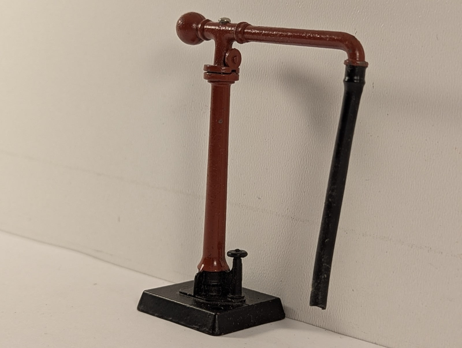 Hornby-Dublo 32140 OO Gauge D1 Water Crane - Boxed