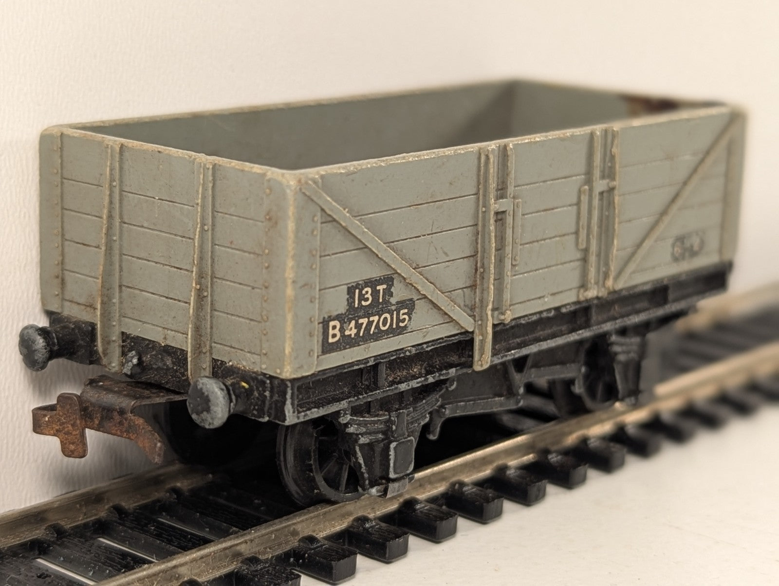 Hornby Dublo BR 13 Ton 5 Plank Coal Wagon Grey OO Gauge