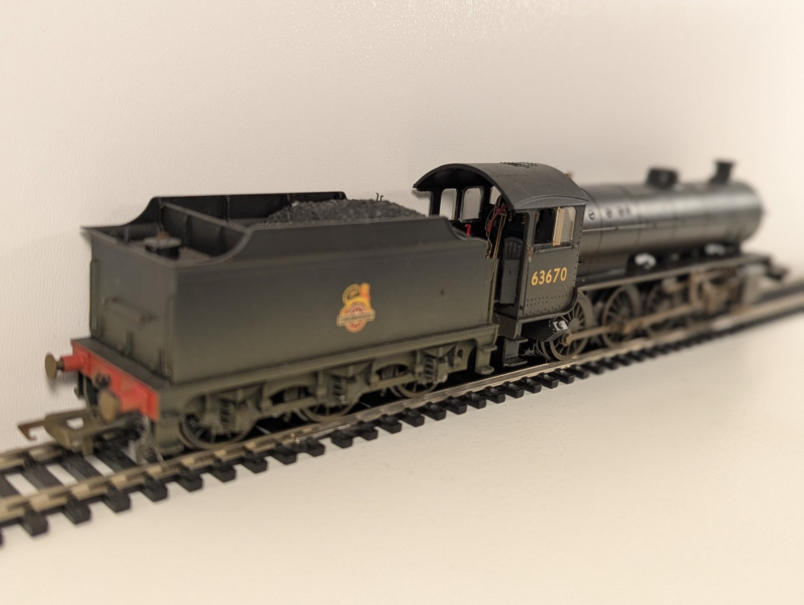 Hornby R3089 BR Thompson Class O1 2-8-0 No. 63670 Weathered