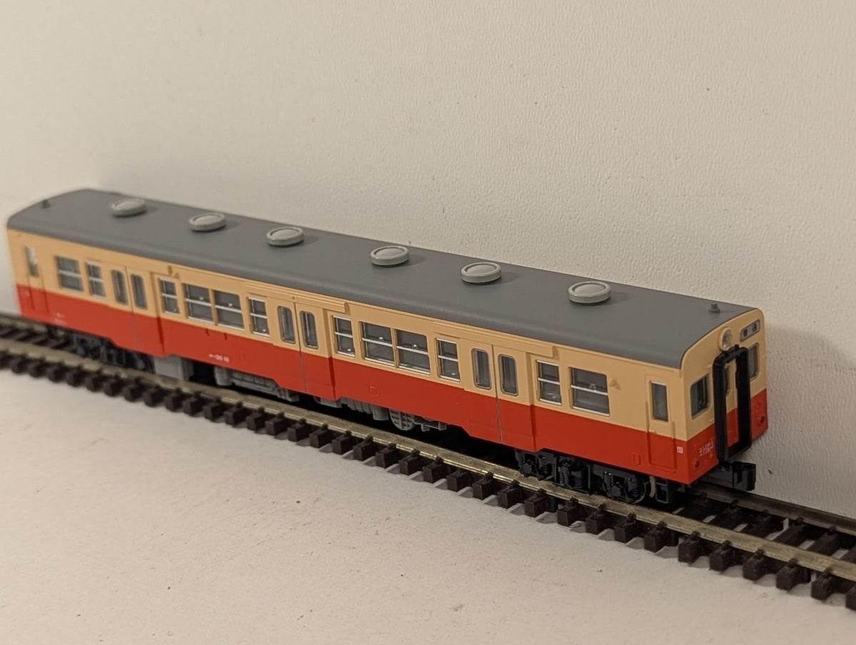 Kato N Gauge KiHa 30 Diesel Railcar KiHa 30 10 JNR Cream and Red 6073-1