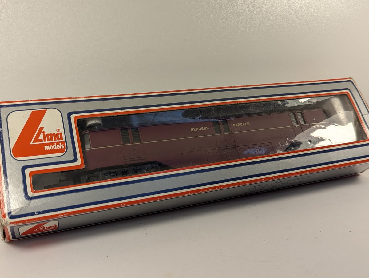 Lima OO Gauge GWR Streamlined Railcar Express Parcels Diesel Railcar W34W