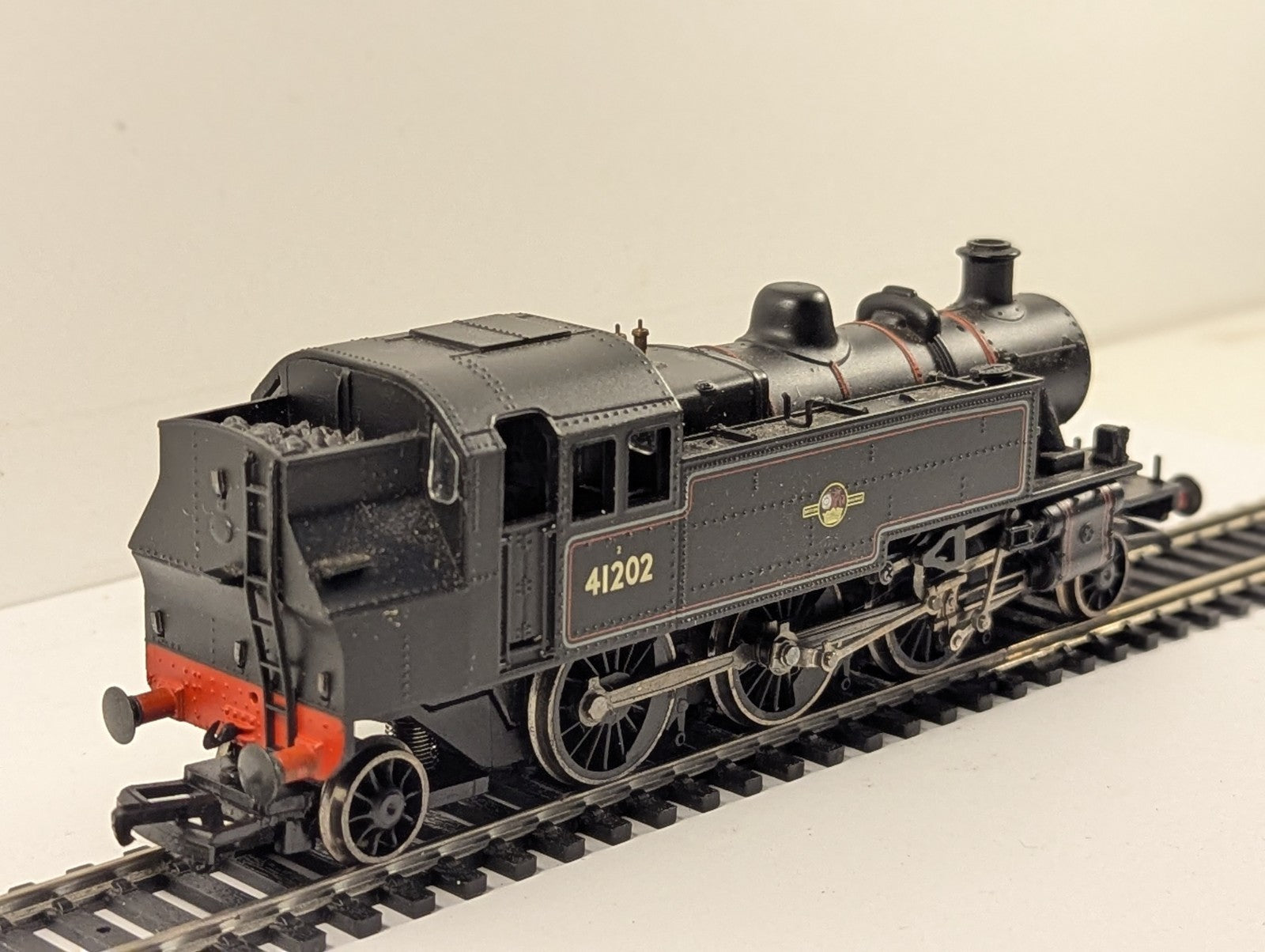 Bachmann OO Gauge Ivatt Class 2MT Tank Steam Locomotive 41202