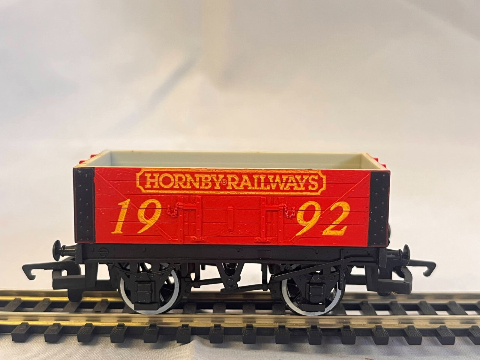 Hornby Railways R011 OO Gauge Red Hornby 1992 Open Wagon Boxed