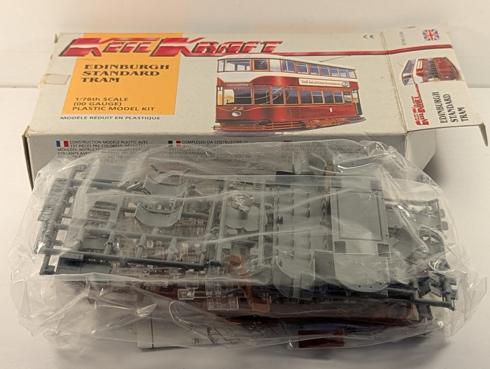 Keil Kraft 1/76 Scale (OO Gauge) Edinburgh Standard Tram Plastic Model Kit 35