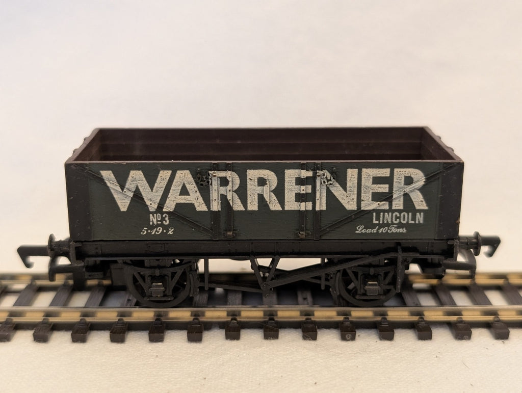 Mainline OO Gauge 7 Plank Open Wagon Goods Wagon No. 3 Warrener (Li