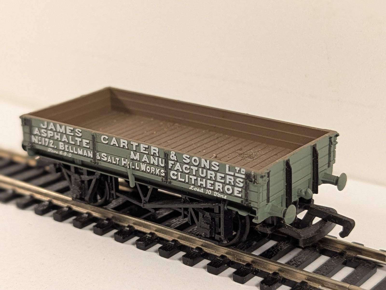 Mainline Railways James Carter & Sons Ltd 3 Plank Open Wagon OO Gauge