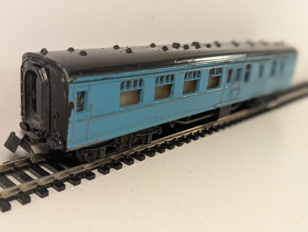 Jouef OO Gauge Suburban Brake Composite Coach