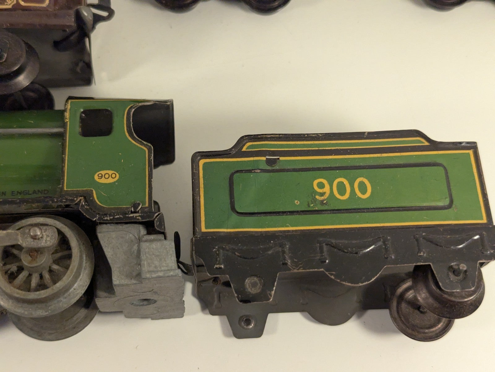 Hornby O Gauge Clockwork No. 2 Special Schools Class 'Eton' Passenger Set Train