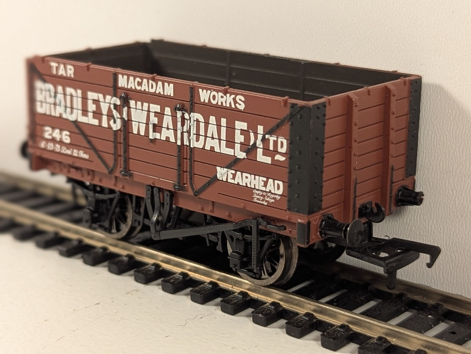 Bachmann 37-083 OO Gauge 7 Plank End Door Wagon Bradleys Weardale Ltd