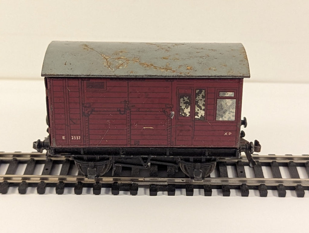 Hornby Dublo 32060 OO Gauge BR Red Horse Box - Rusted Roof