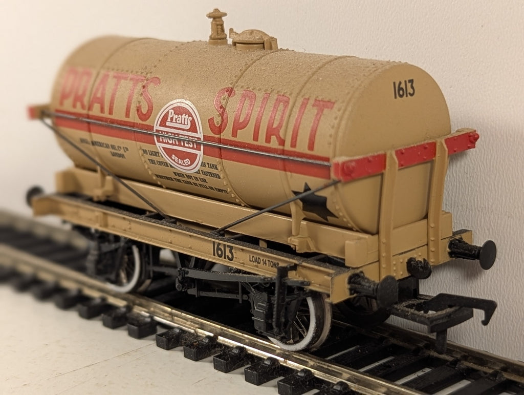 Bachmann OO Gauge 14 Ton Tank Wagon Pratts Spirit 1613 Pratts Spirit