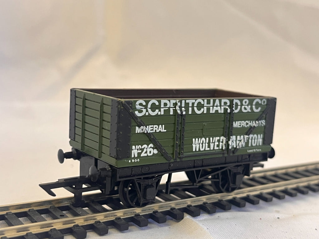 Graham Farish OO Gauge S.C. Pritchard & Co 7 Plank Wagon Green