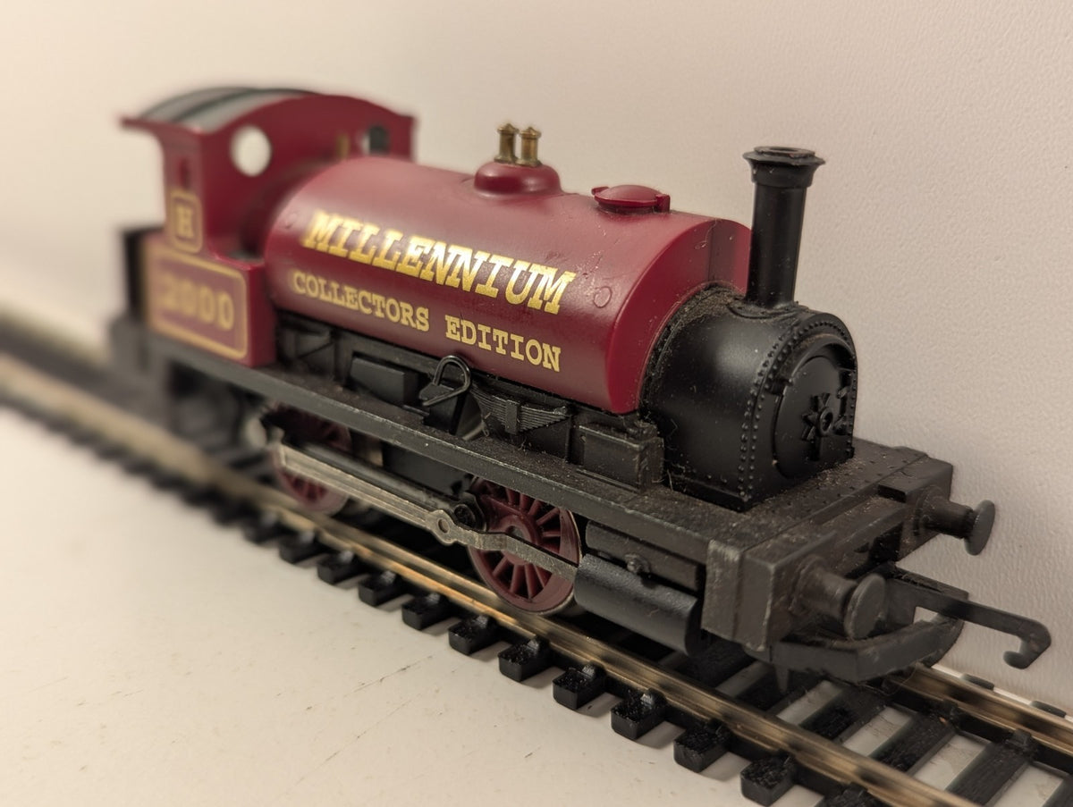Hornby R2150 OO Gauge 0F 0-4-0 Saddle Tank Millennium Edition – Poor Runner