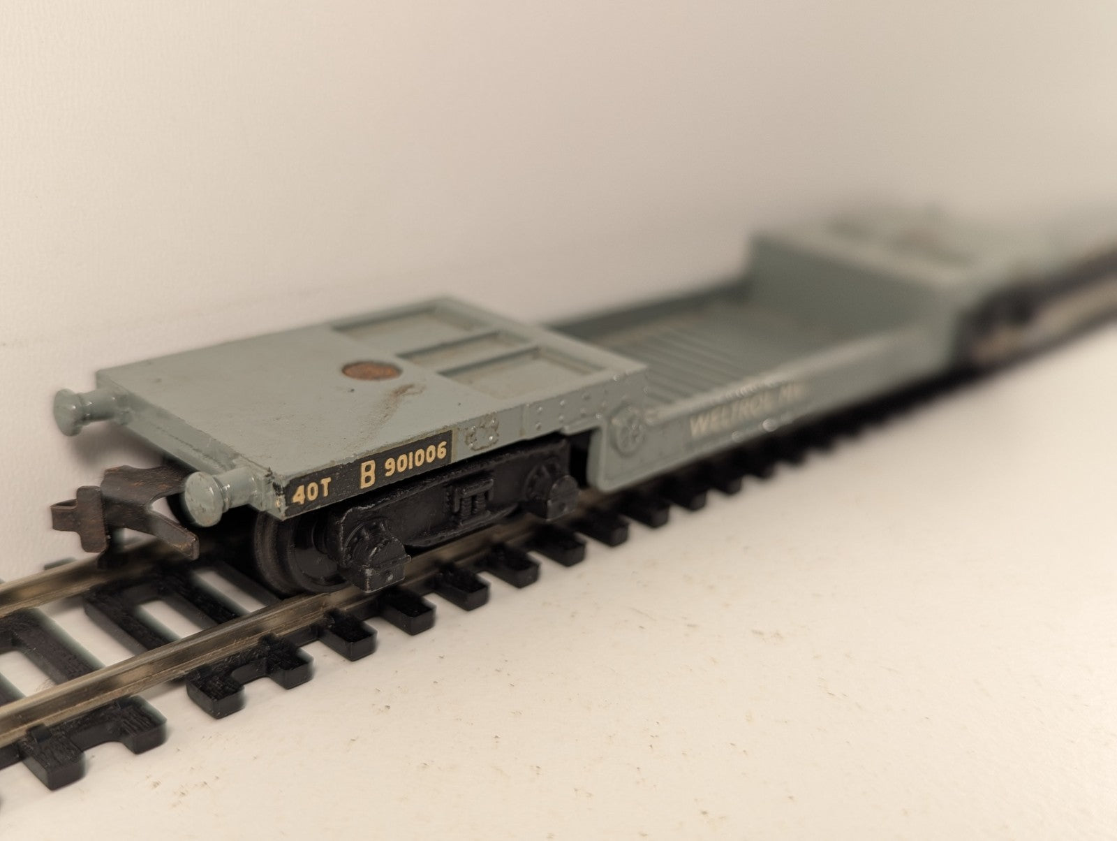 Hornby Dublo 40 Ton Bogie Well Wagon Weltrol MV Grey OO Gauge