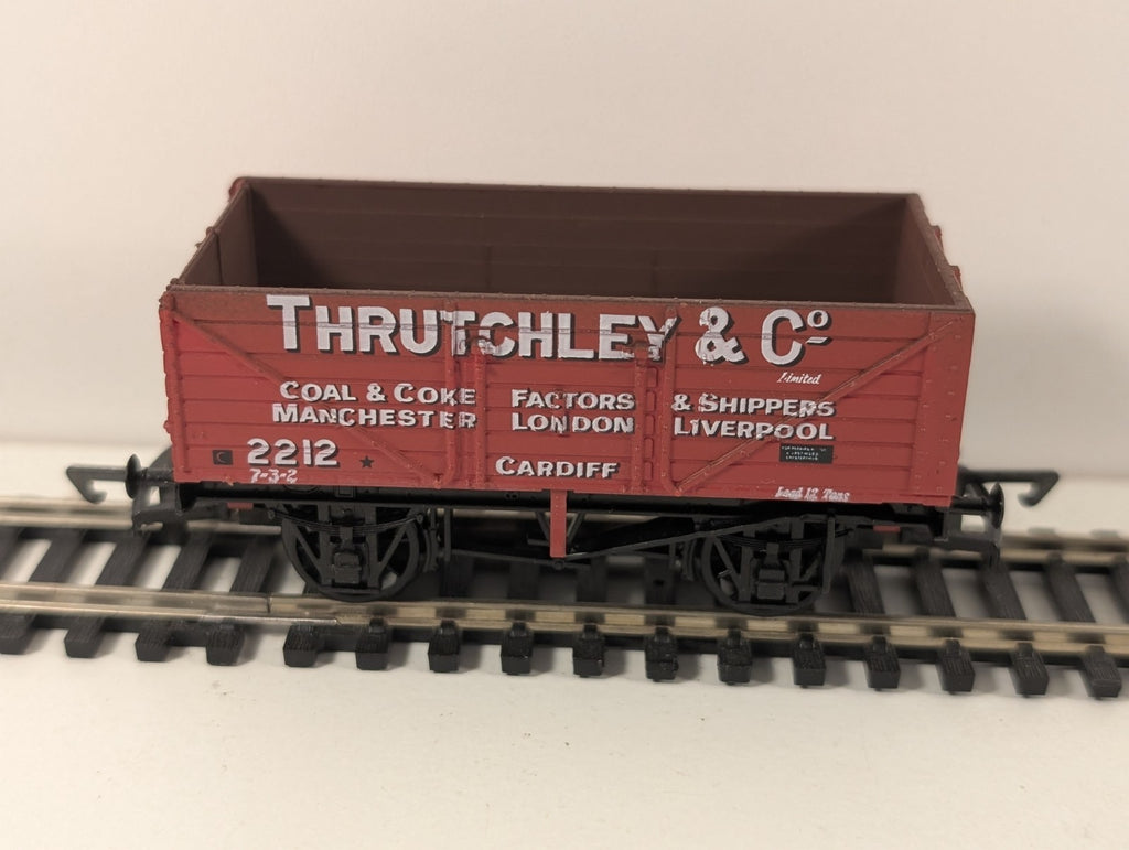 Dapol B103 OO Gauge 7-Plank Wagon – Thrutchley & Co.