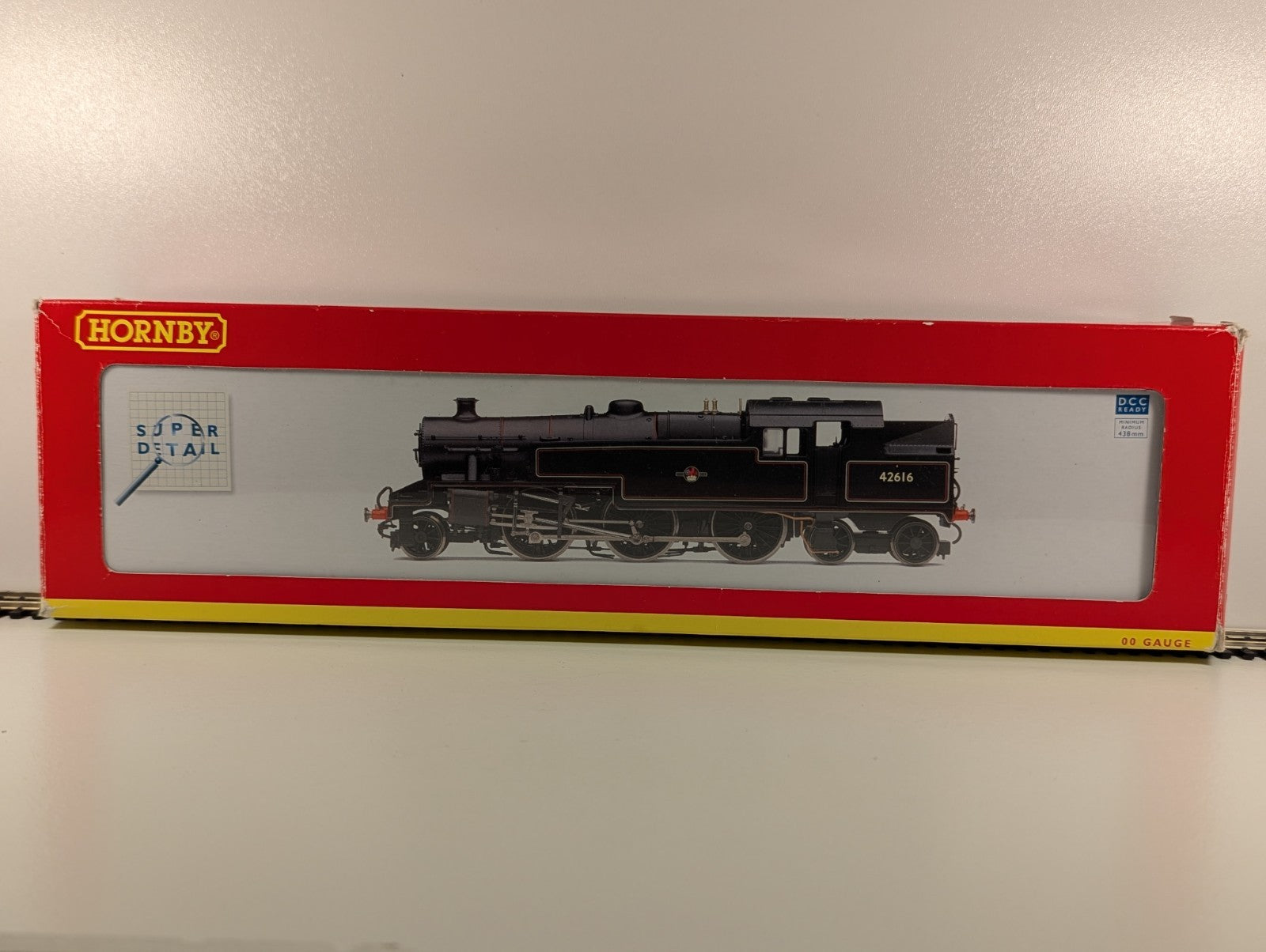 Hornby R2732 – Stanier 4MT 2-6-4T No. 42616 BR Late Black, DCC Fitted, OO Gauge