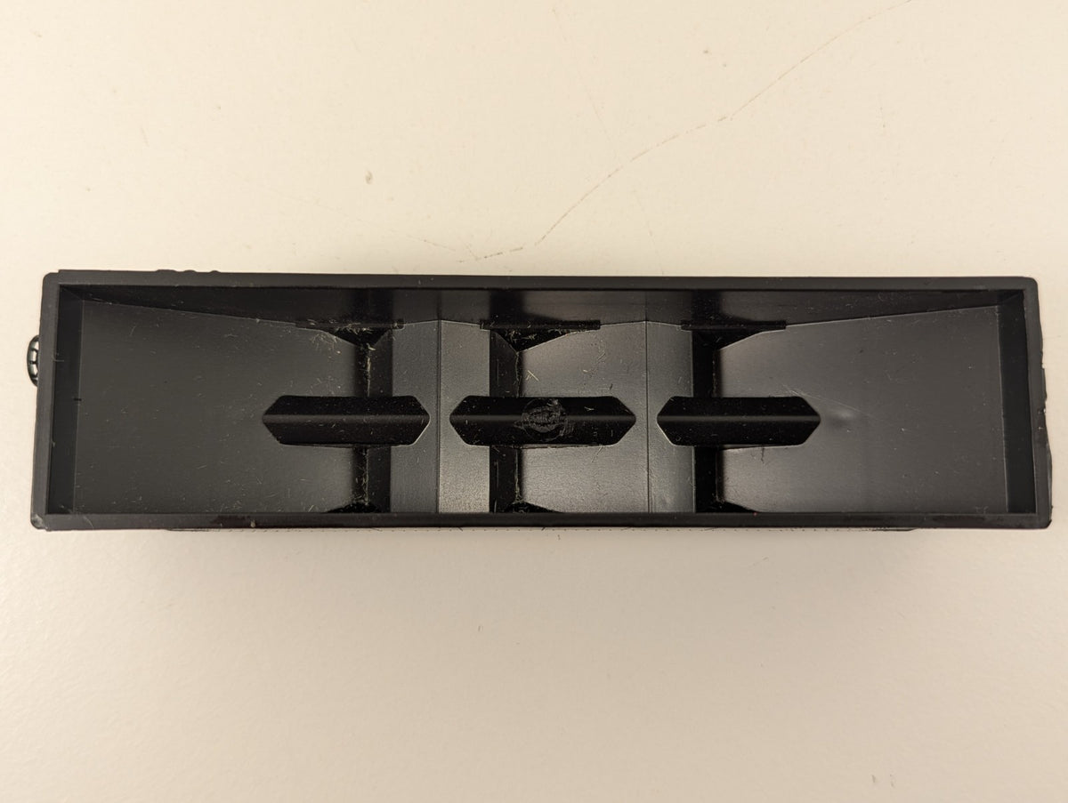 Athearn HO Gauge Nickel Plate Road 3-Bay Hopper Wagon