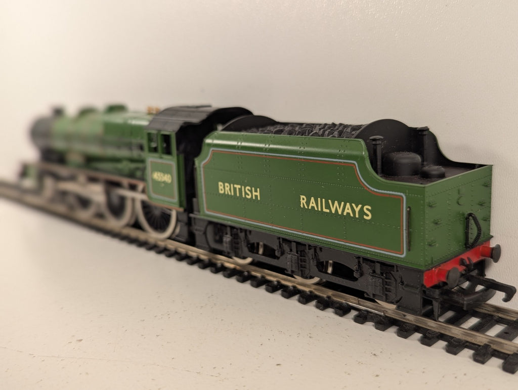 Mainline 37-075 Rebuilt Patriot Class 4-6-0 "Sir Robert Turnbull" BR Apple Green