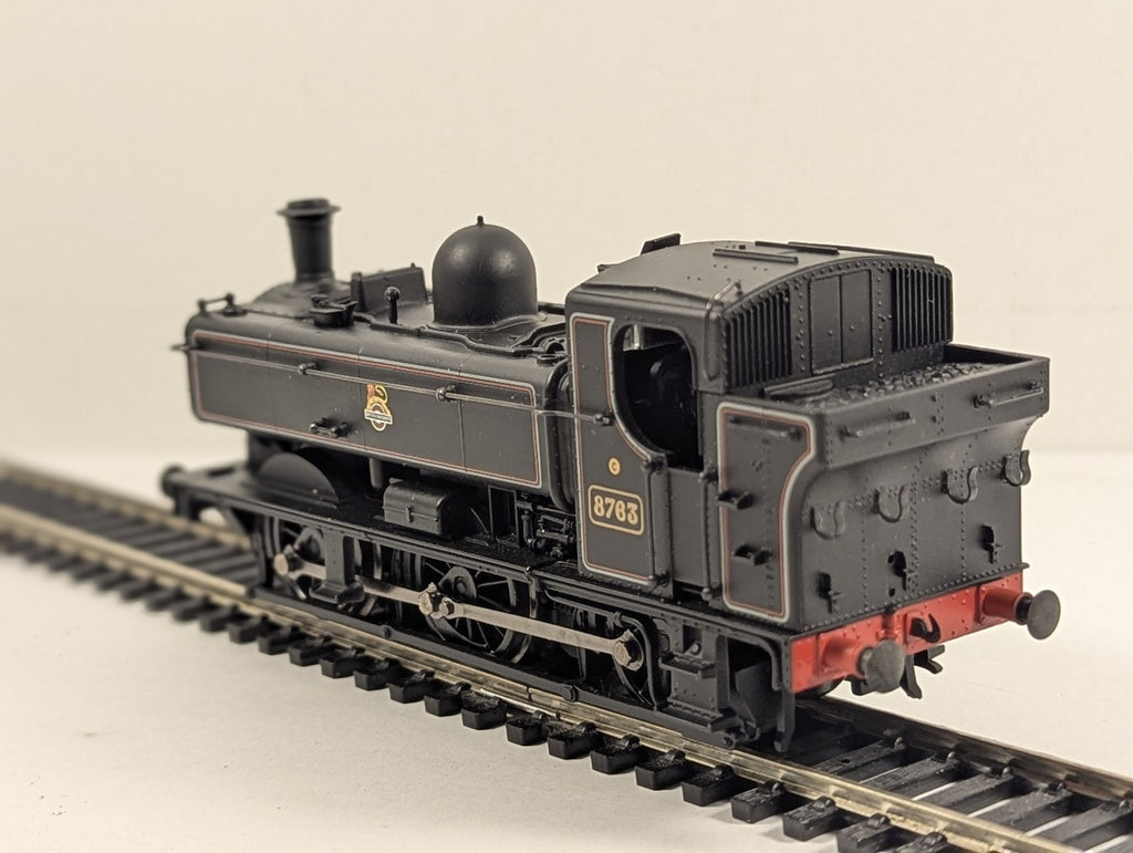 Bachmann OO Gauge Class 8750 Pannier Tank Steam Locomotive 8763 BR Lined Black